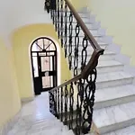 Vendégház Shine House 4*