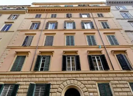 Affittacamere Shine House 3*