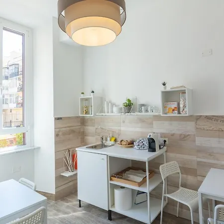 Affittacamere Shine House