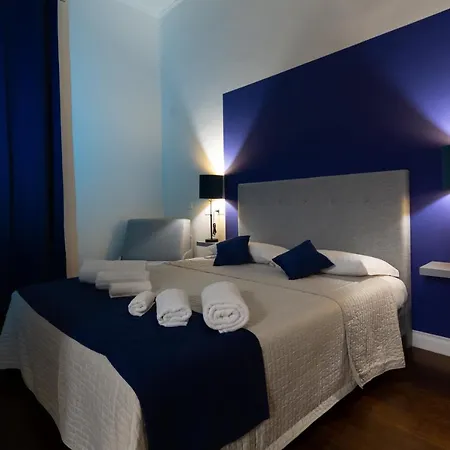Shine House Roma